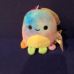 Mary the Octopus Squishmallow Clip